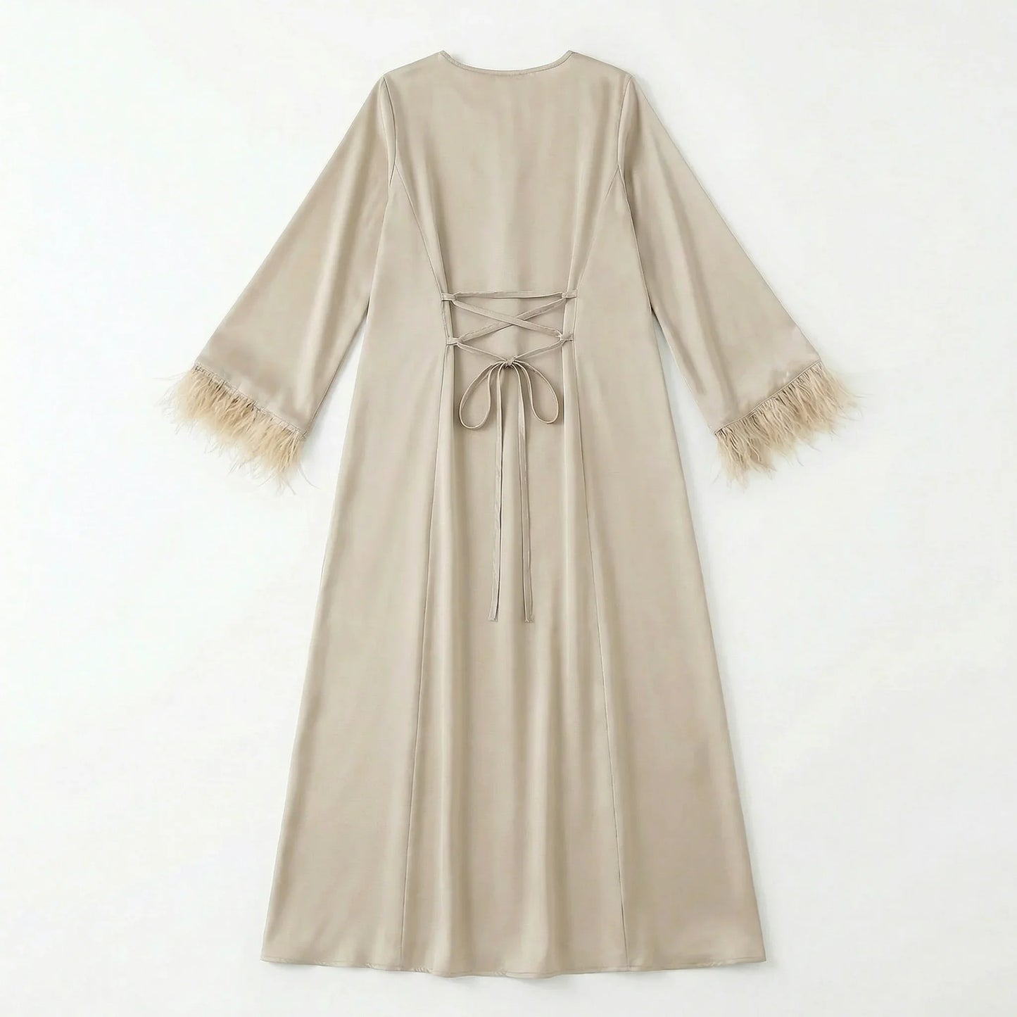 Abaya Satinée Beige avec plumes