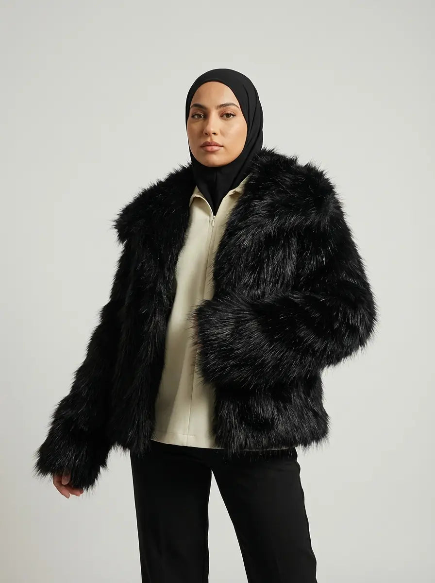 femme manteau fourrure hijab
