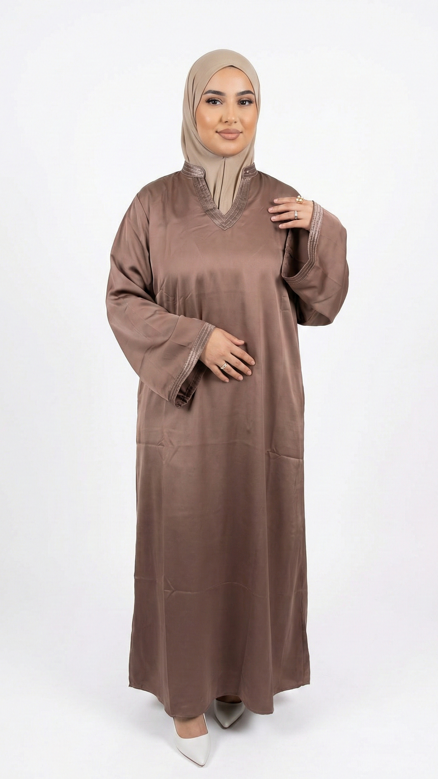 abaya col v marron