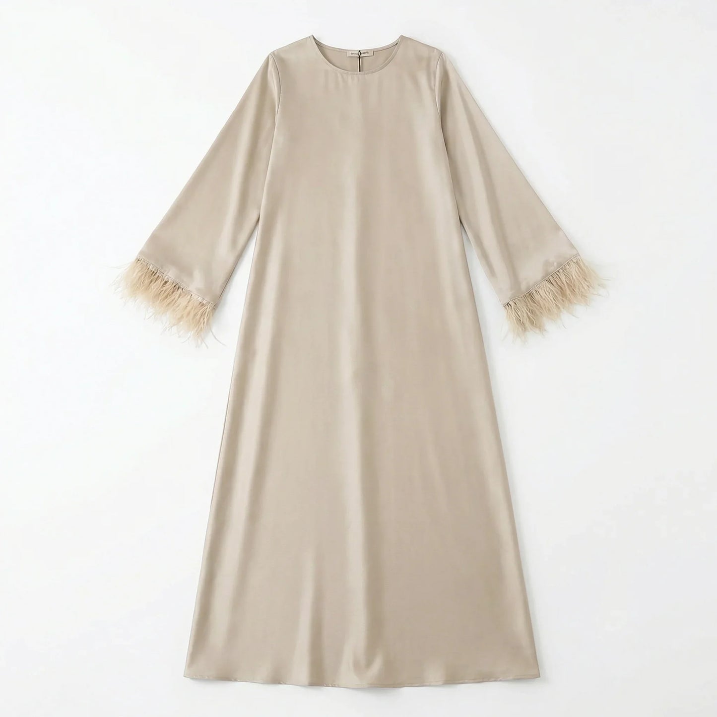 Abaya Satinée Beige avec plumes